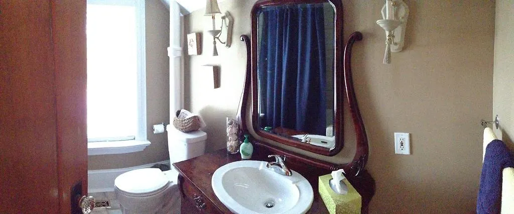 Casa Vidal Niagara Hotel Guest house